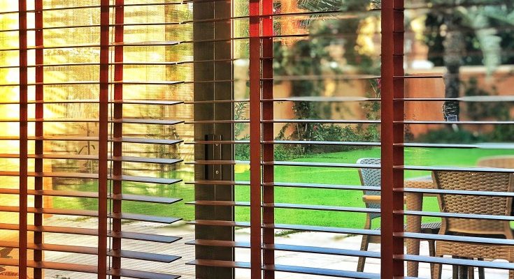 Buying a Blind For Your Doors