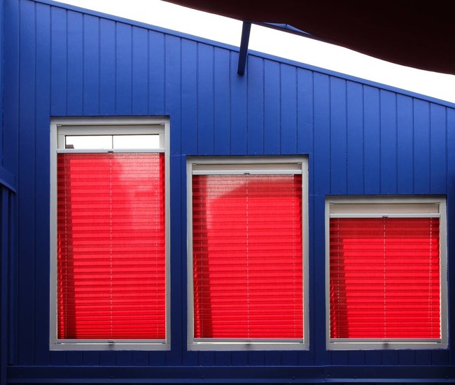 Different sizes blinds