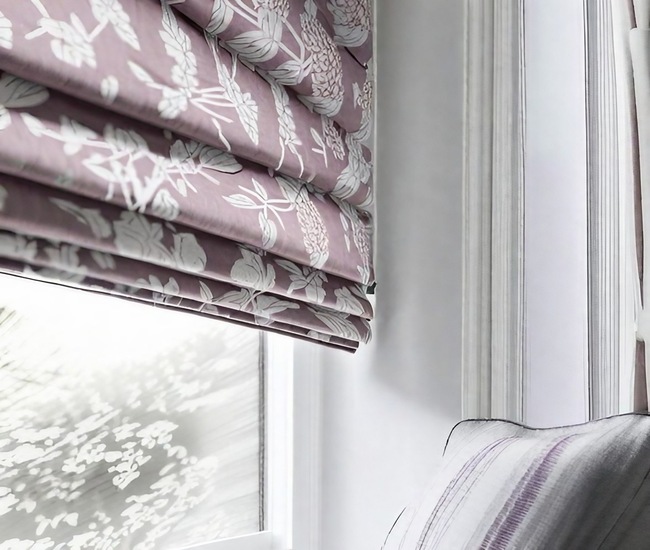 Hobbled roman shades