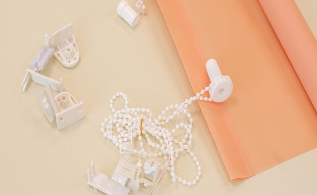 Roller blind chain