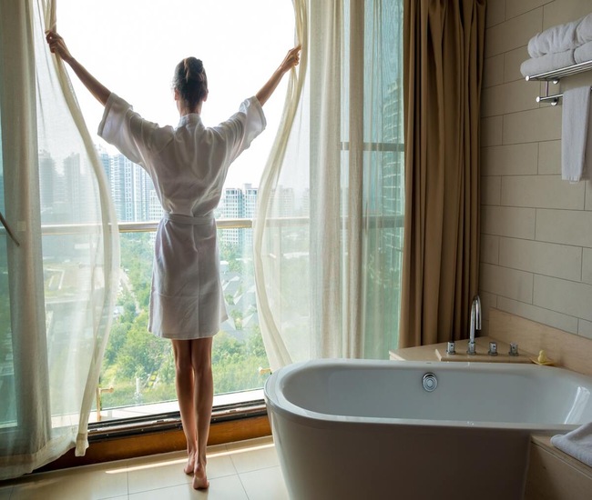 window treatment for bathroom