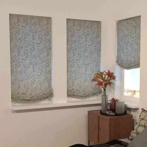 Relaxed Roman Shade - Essential